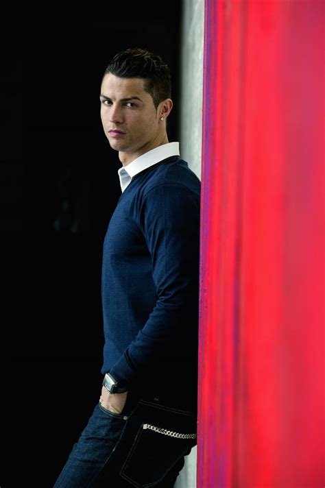 Cristiano Ronaldo joins TAG Heuer - Vmag