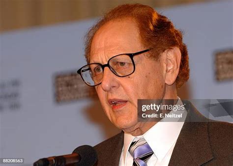 390 Philip Berk Photos & High Res Pictures - Getty Images