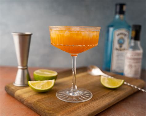 Reducing Glare in Your Photos – Drop/A Wall