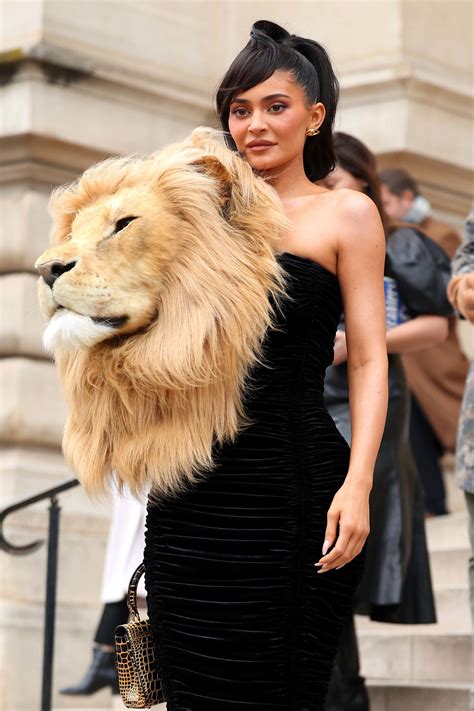 Kylie Jenner’s lion’s head dress: Everything you need to know about the
