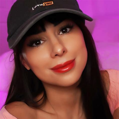 Let’s Get Comfy Together - LunaRexx ASMR - 单曲 - 网易云音乐