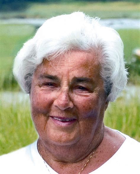 Exploring the Lives and Impact of Those Featured in Lindquist's Obituaries 1
