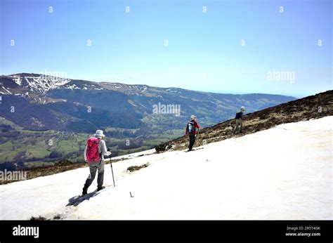 Puy griou mountain hi-res stock photography and images - Alamy