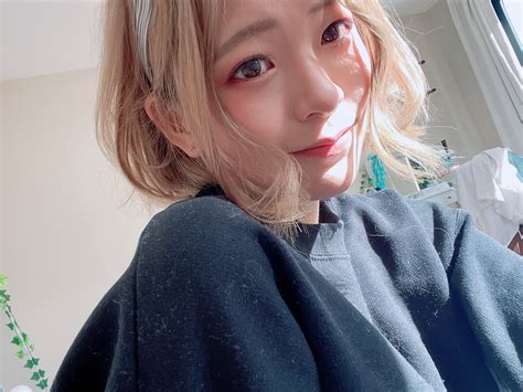 Blonde Miyoung : r/OfflinetvGirls