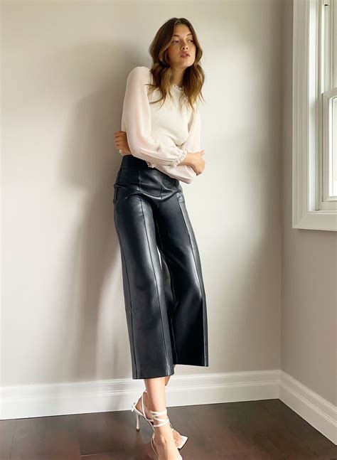 Kennidy Hunter's feet