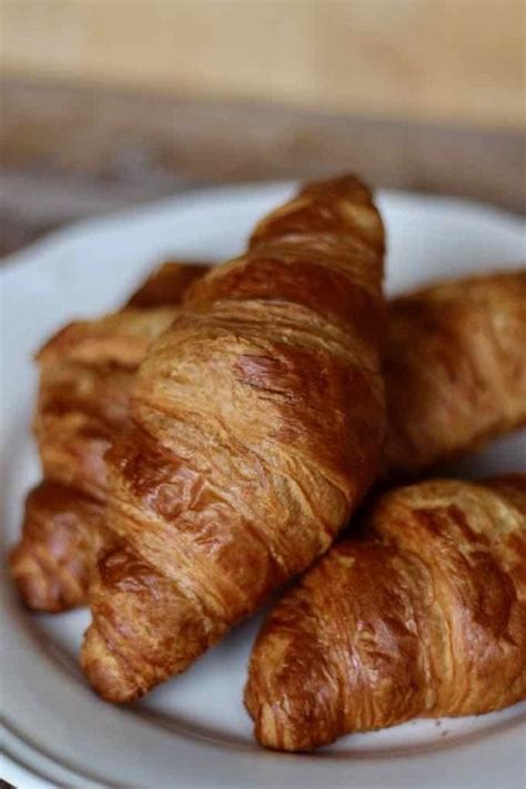 croissant traditional austrian recipe  flavors