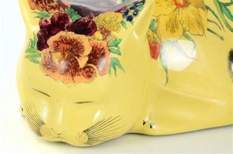 PIERO FORNASETTI SLEEPING CERAMIC CAT DECORATED WITH A COLOURFUL PRINT ...