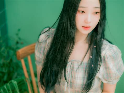 Bambi Newstar Inhotpic