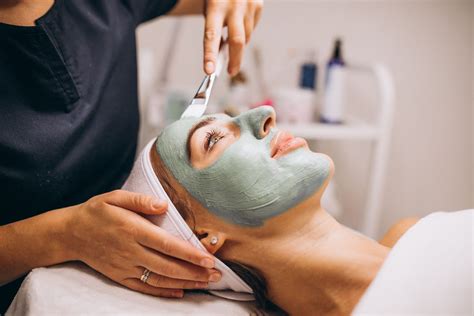 Best Dermatologist in Bangalore at your nearest clinics | Instant Booking