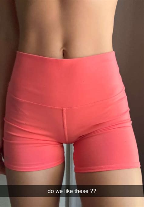 pink workout : r/Olivia_Ponton_