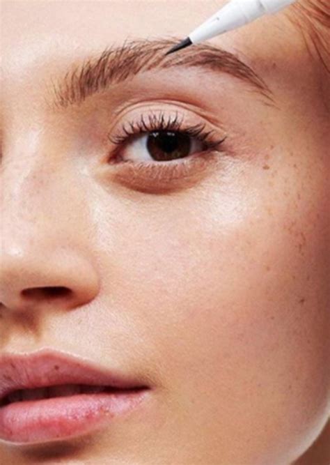 Brow bar - The Beautery