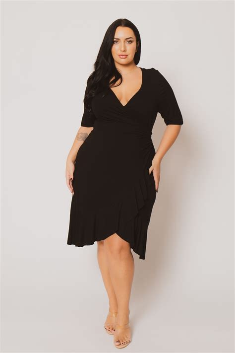 wrap dress for curvy women 10