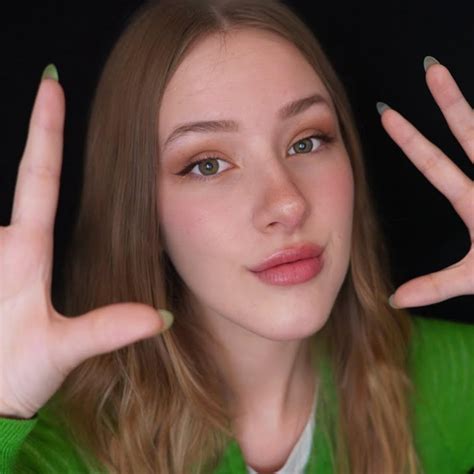 Diddly ASMR - ASMR Your Face Is Water | iHeart