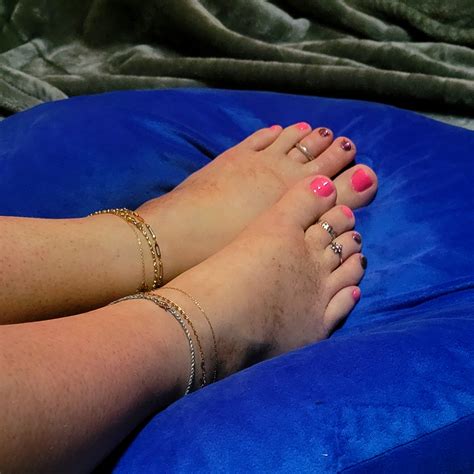 First Photo Shoot: Toes, Soles, Lotion, & More! - Fun With Feet