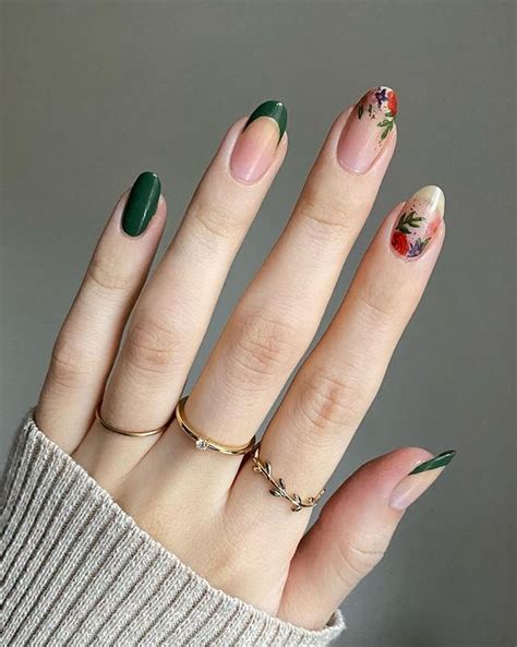 16 Fall Leaf Nail Art Designs That'll Put You In An Autumnal Mood