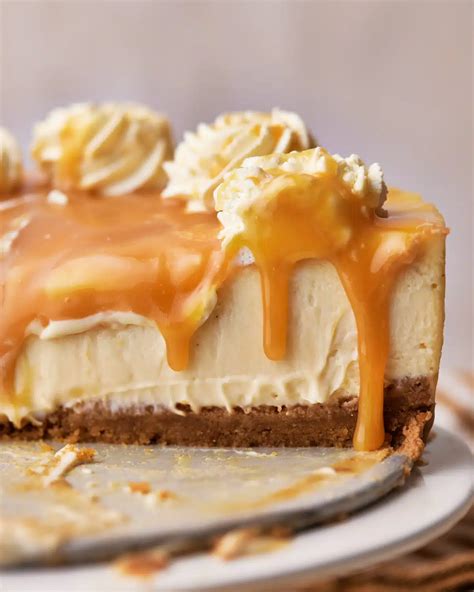How to Make Caramel Cheesecake Recipe | Bonni Bakery