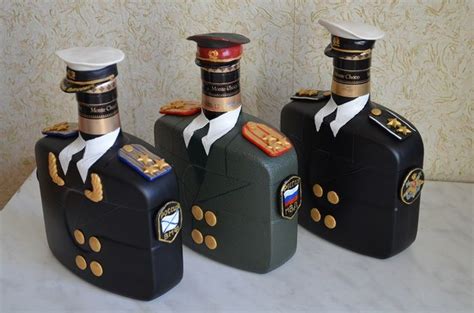 оформление бутылок мастер-класс | Поделки из винных бутылок, Украшенные ...