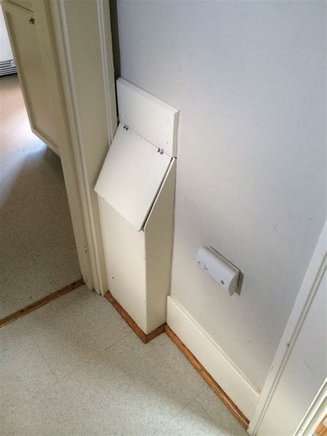 how to put an outlet in a wall