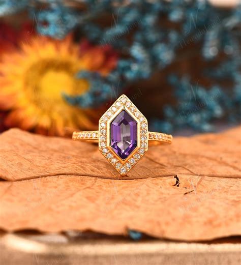 The Ultimate Guide to Amethyst Engagement Rings - Bridal Musings