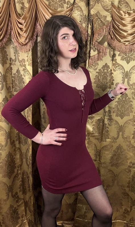 New dress because who needs self control when shopping 🤷‍♀️ Long torso