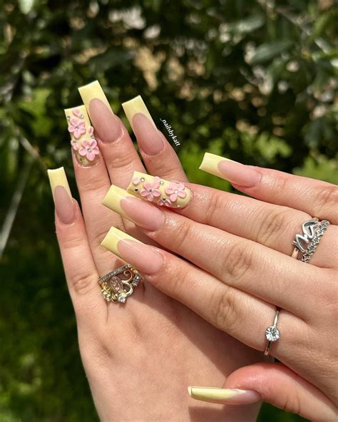 21 Trendy Pastel Yellow Nails - Ak Pal Kitchen