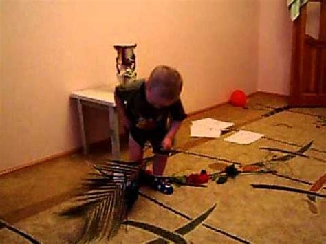 Мальчик в бане.MOV - YouTube
