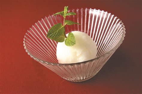YuZu Puts a Lot of 'Yum' into Sweets | YuZu | Dining Out