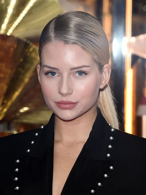 Lottie Moss's Instagram, Twitter & Facebook on IDCrawl