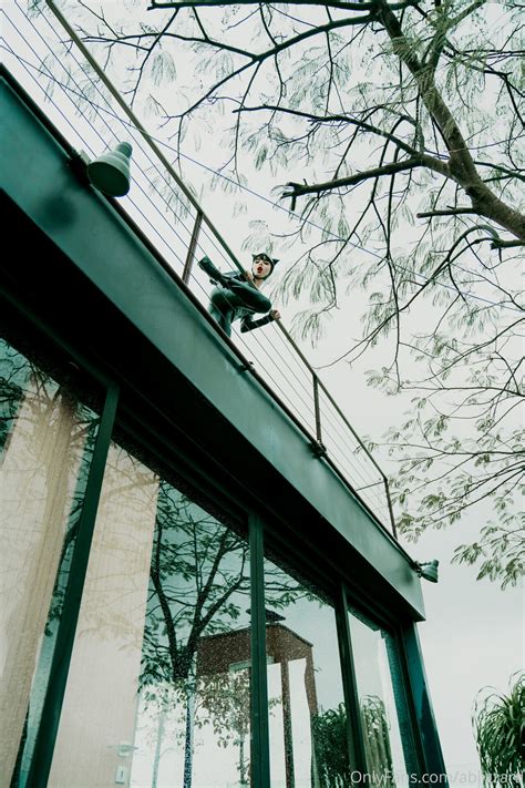 Amanda Welp - Catwoman - 2025 ︎