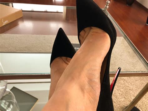 Goddess Anna on Twitter: "🎞What relaxation in high heels looks like🎞 #