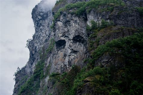 картинки : пейзаж, берег, природа, камень, водопад, гора, небо ...