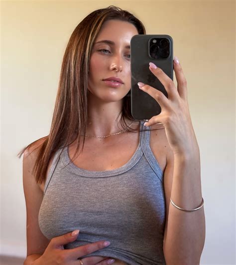 Cherry Ivy 🍒 | Guess who’s back!!! Thank you @hairbrushgem for making