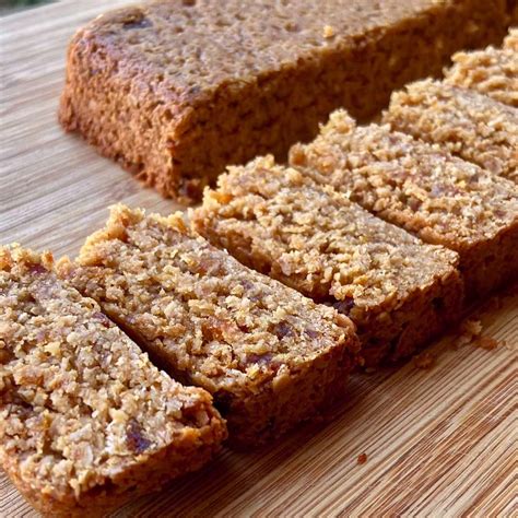 Homemade English flapjack bars recipe | Tastelist.com.au