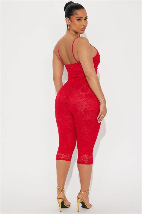 Victoria Lace Capri Set - Red | Fashion Nova