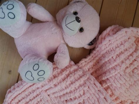 Дитячий плюшевий плед ручного в'язання із пряжі Alize Puffy * HandmadeLiuta