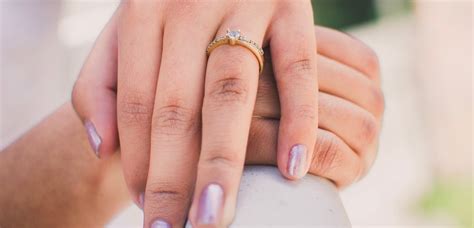 What Is A Promise Ring? | Jewelers Mutual Group