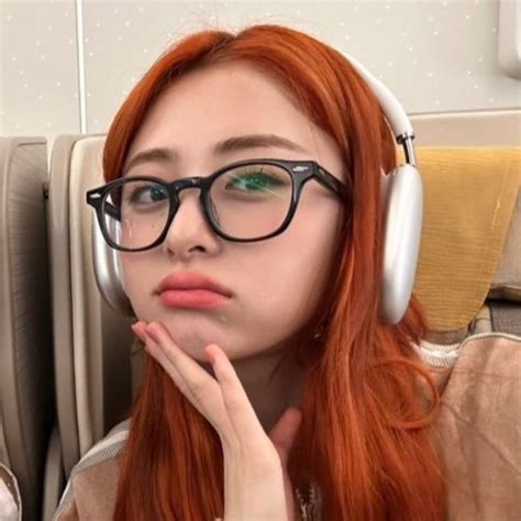 Pin by grape on icons | Best friend match, Kpop couples, Bff pfp ...
