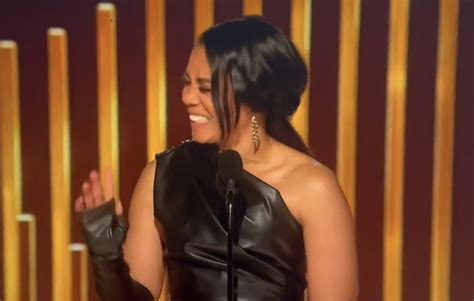 Regina Hall Goes Viral After Accepting Kevin Costner’s Golden Globe