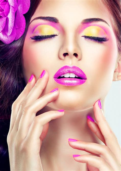 NAILARTSTORE | Nailshop Lagerverkauf für Nageldesign Zubehör vor Ort