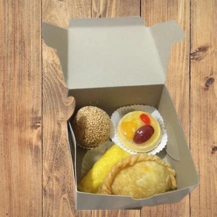 jual snack box mix isi  ukuran standar jakarta selatan zahna snack