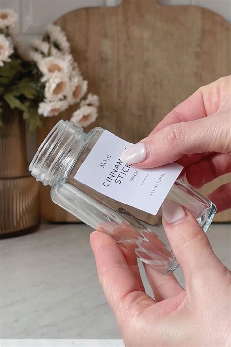 Best Spice Jars With Bamboo Lids and Minimalist Labels - Caitlin Marie