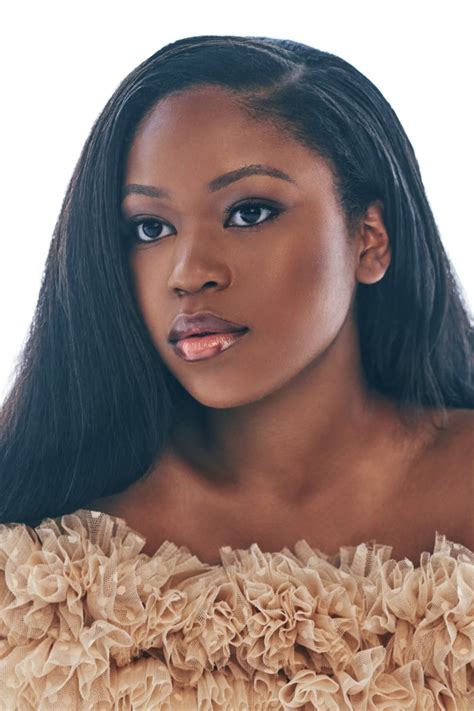 Riele Downs Wiki, Biography, Age, Gallery, Spouse and more