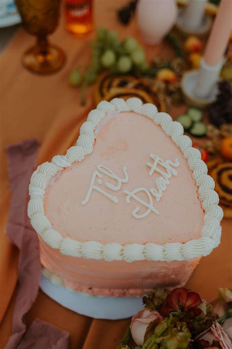 30 Romantic Heart Wedding Cake Ideas