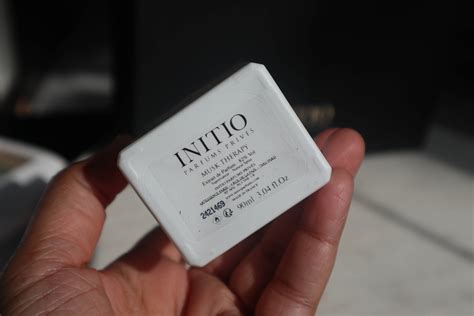 Initio Perfums Musk Therapy Extrait De Parfum Review - The Velvet Life