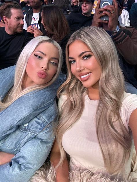 Olivia Pierson - This still is my FAV ‘Marchesa’ dress by @whiterunway