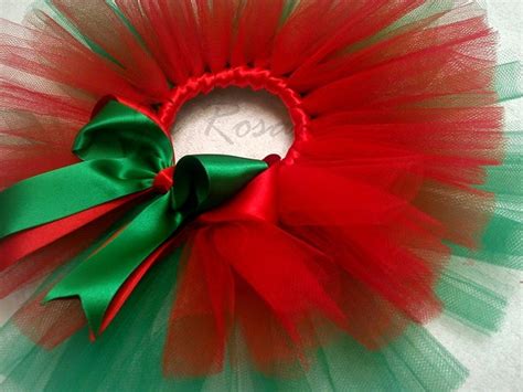 Tutu Natal Saia tutu feita em tule vermelho e verde com laço dulpo de ...