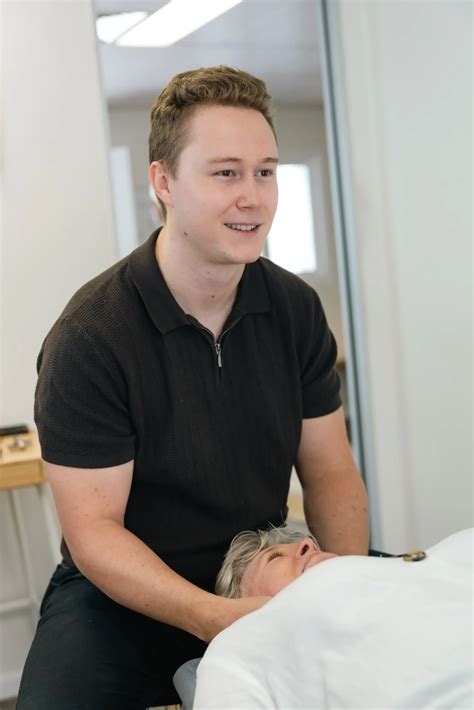 TMJ Dysfunction & Jaw Pain Treatment | Ascot Chiropractor