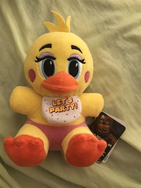 funko fnaf  nights  freddys toy chica plush   tags