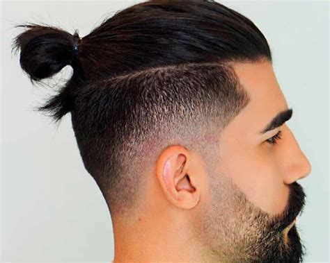 model potongan rambut man bun  stylish
