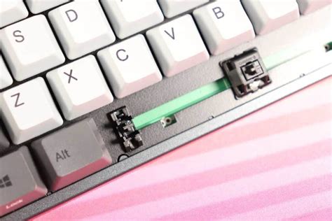 Varmilo VA87M Review: One of The Best - Switch and Click